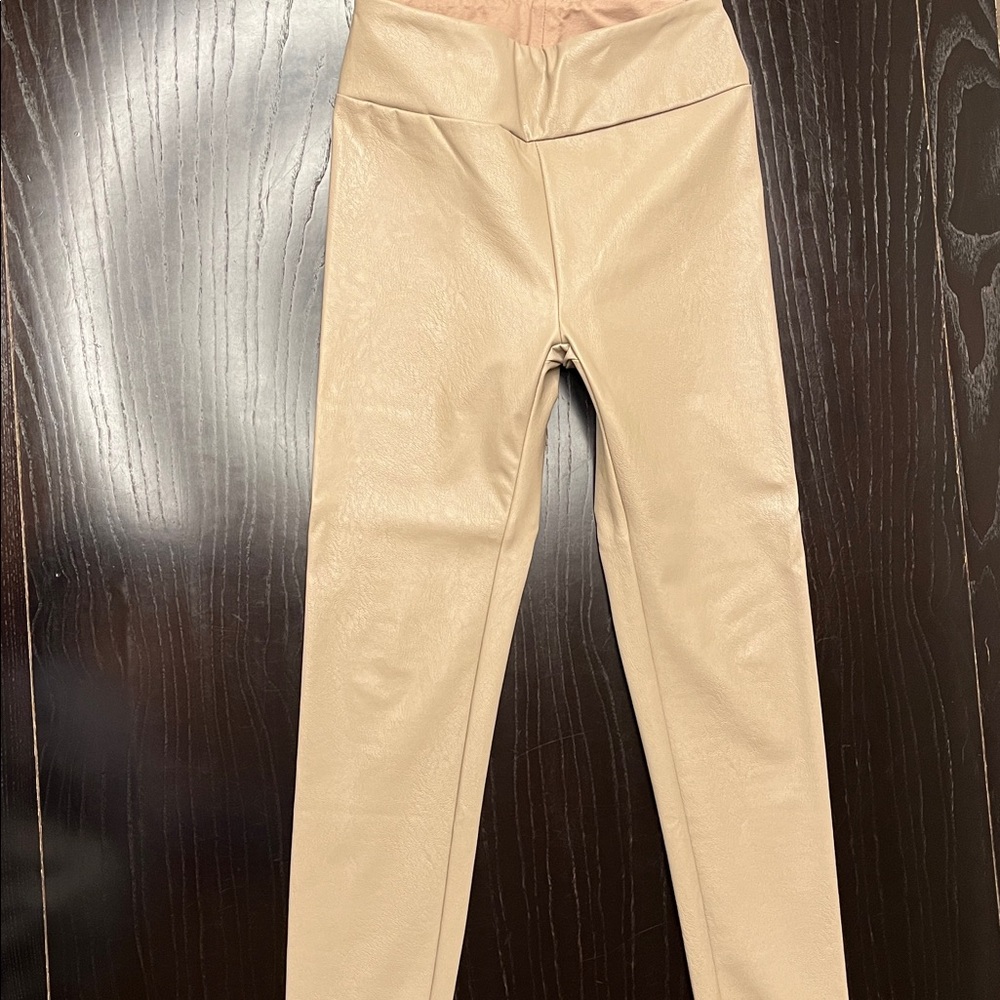 Splendid Cream and Tan Leggings